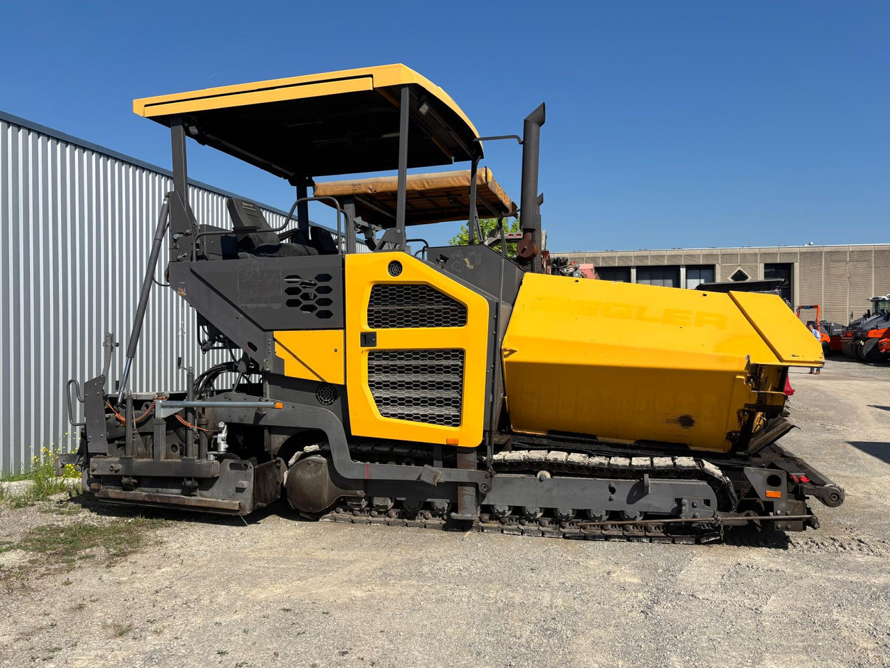 VOLVO ABG 7820C - Asfaltni finišer: slika 1 VOLVO ABG 7820C - Asfaltni finišer: slika 1