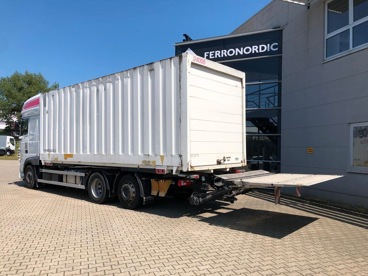 DAF XF450 SSC Lenk/Lift*LBW*AHK*Standklima - Kamion sa zatvorenim sandukom: slika 4 DAF XF450 SSC Lenk/Lift*LBW*AHK*Standklima - Kamion sa zatvorenim sandukom: slika 4