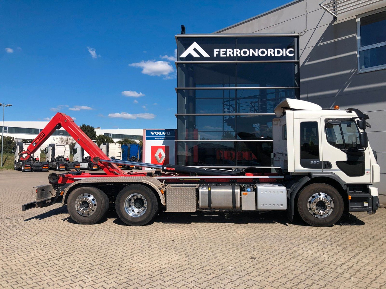 Volvo FE 350 6x2 Lenkachse*Alufelgen*HIAB*AHK*Klima - Kamion sa hidrauličnom kukom: slika 5 Volvo FE 350 6x2 Lenkachse*Alufelgen*HIAB*AHK*Klima - Kamion sa hidrauličnom kukom: slika 5