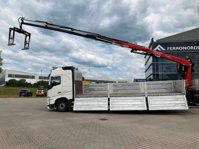 Volvo FH460 8x2 TRIDEM VLA&NLA gelenkt*FASSI F215AS.24 - Kamion sa tovarnim sandukom, Kamion sa dizalicom: slika 3 Volvo FH460 8x2 TRIDEM VLA&NLA gelenkt*FASSI F215AS.24 - Kamion sa tovarnim sandukom, Kamion sa dizalicom: slika 3