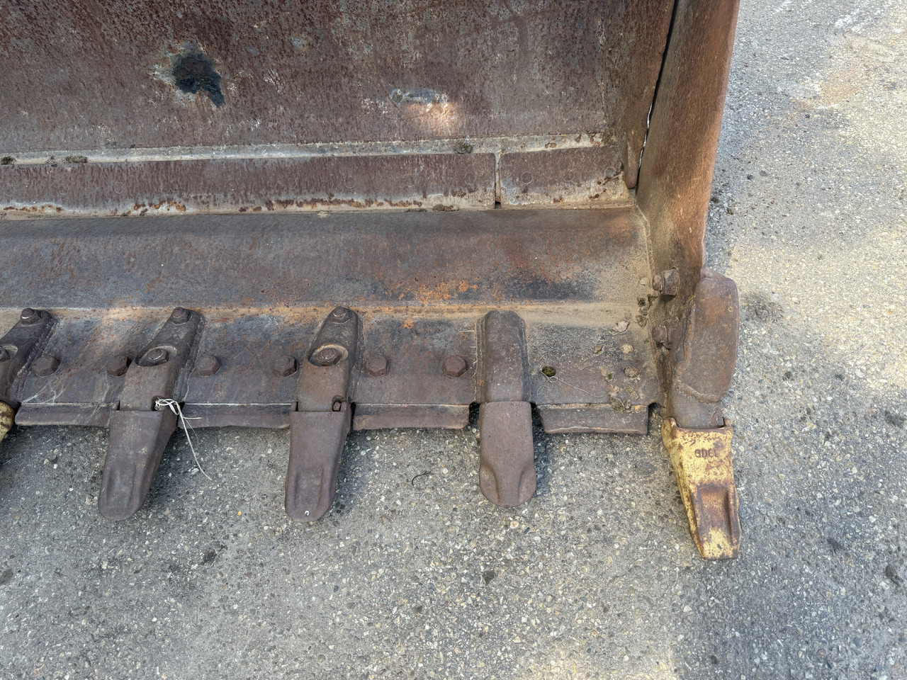 CATERPILLAR 953 - Utovarivač guseničar: slika 4 CATERPILLAR 953 - Utovarivač guseničar: slika 4