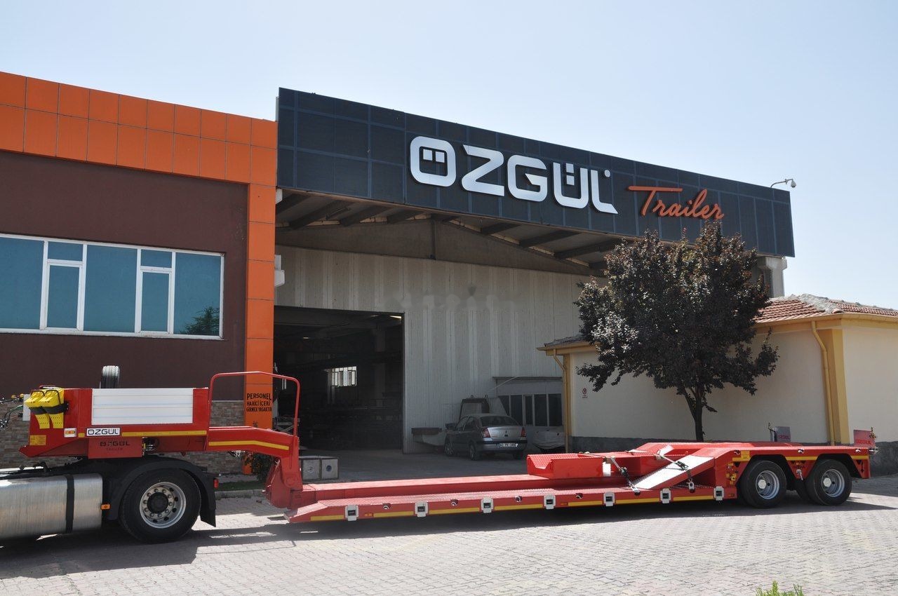 Özgül 2 AXLE LOW LOADER - Niska poluprikolica za prevoz: slika 1 Özgül 2 AXLE LOW LOADER - Niska poluprikolica za prevoz: slika 1