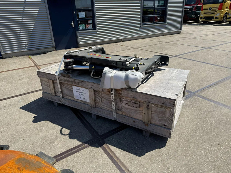 SCHEUERLE 2x 2002 Turntables 240 T  + NEW Steering device - Rezervni deo: slika 3 SCHEUERLE 2x 2002 Turntables 240 T  + NEW Steering device - Rezervni deo: slika 3