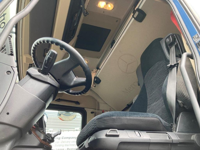 Interior photo 1: Tegljač Mercedes-Benz Actros 2863 LS 6x4