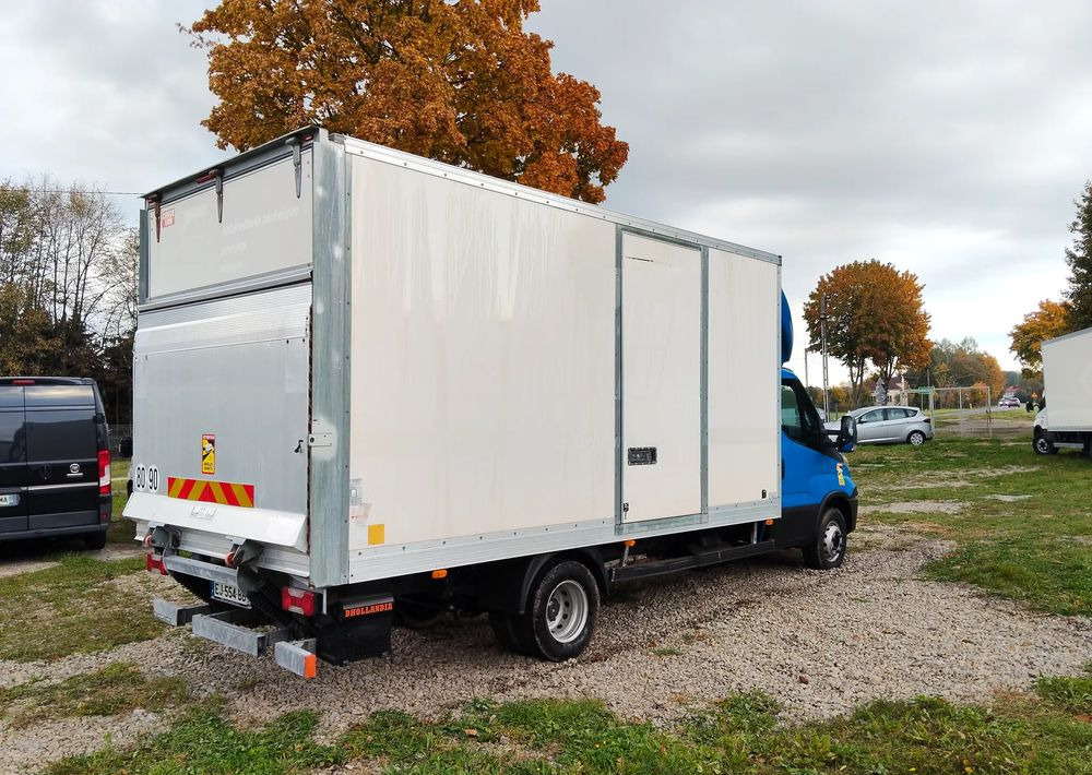 Iveco Daily 70C18 - Kamion sa zatvorenim sandukom: slika 3 Iveco Daily 70C18 - Kamion sa zatvorenim sandukom: slika 3