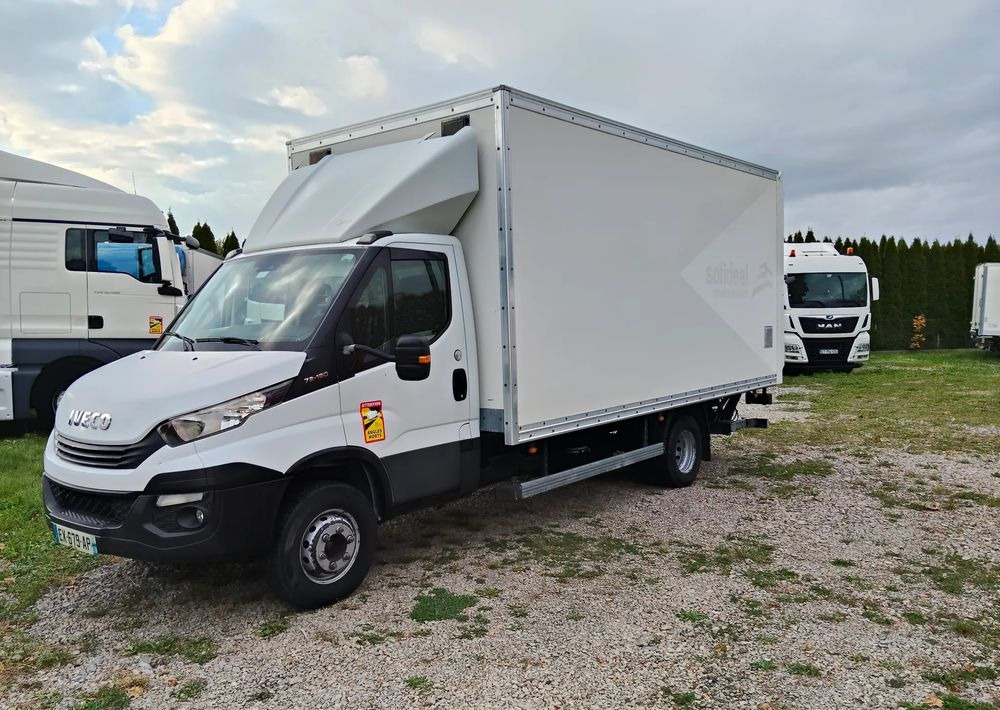 Iveco Daily - Kamion sa zatvorenim sandukom: slika 2 Iveco Daily - Kamion sa zatvorenim sandukom: slika 2