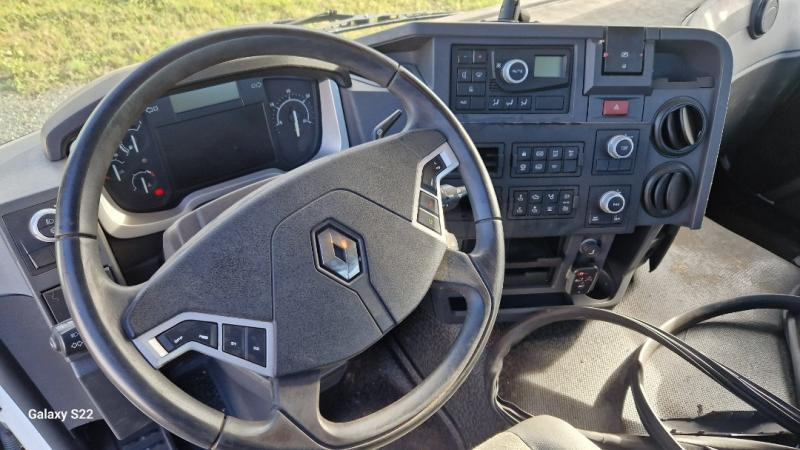 Interior photo 1: Renault C-Series 480.26 DTI 13 Renault C-Series 480.26 DTI 13