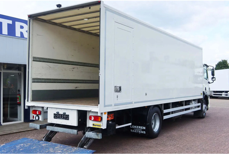 DAF CF 290 Bak+Klep Dhollandia 2.000 kg - Kamion sa zatvorenim sandukom: slika 3 DAF CF 290 Bak+Klep Dhollandia 2.000 kg - Kamion sa zatvorenim sandukom: slika 3