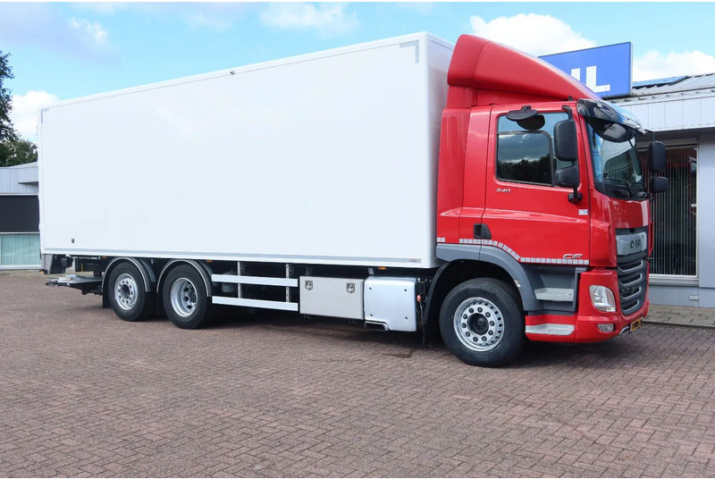 DAF CF 340 FAN 6X2 Bakwagen + Klep 2500 KG - Kamion sa zatvorenim sandukom: slika 2 DAF CF 340 FAN 6X2 Bakwagen + Klep 2500 KG - Kamion sa zatvorenim sandukom: slika 2
