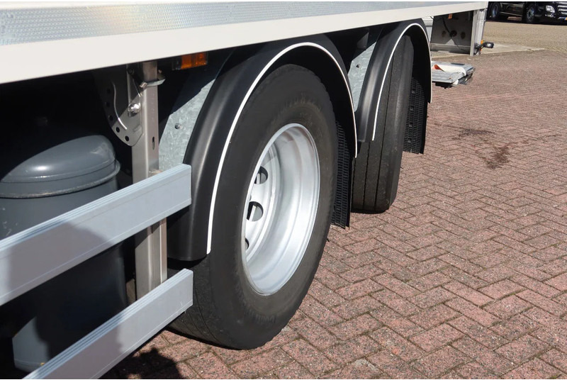 Kamion sa zatvorenim sandukom DAF CF 340 FAN 6X2 Bakwagen + Klep 2500 KG: slika 15