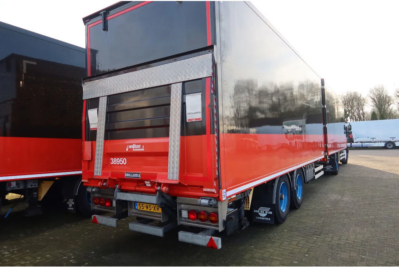 DAF CF 410 DAF CF 410 Bakwagen+Trailer 2x DHollandia 2000kg 6 stuks in voorraad!! - Kamion sa zatvorenim sandukom: slika 3 DAF CF 410 DAF CF 410 Bakwagen+Trailer 2x DHollandia 2000kg 6 stuks in voorraad!! - Kamion sa zatvorenim sandukom: slika 3