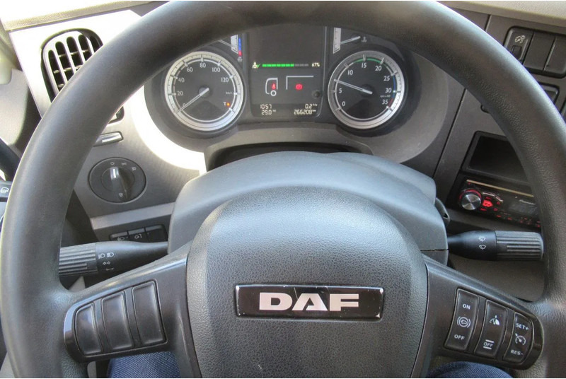 DAF LF 250 250 bak + klep + schuifzeil E6 - Kamion sa ceradom: slika 5 DAF LF 250 250 bak + klep + schuifzeil E6 - Kamion sa ceradom: slika 5