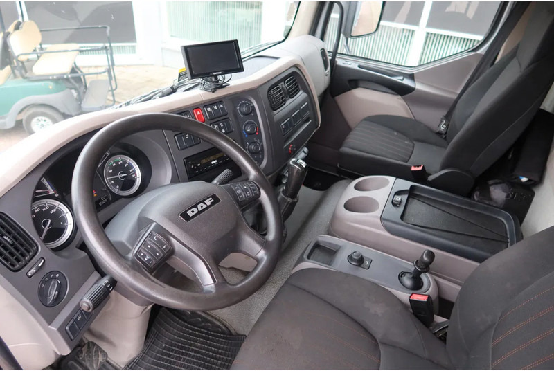 DAF LF 260 Open+Kraan Fassi F 85 V 023+Radio controle - Kamion sa dizalicom: slika 5 DAF LF 260 Open+Kraan Fassi F 85 V 023+Radio controle - Kamion sa dizalicom: slika 5
