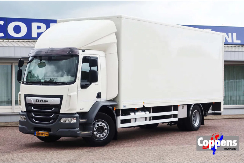 DAF LF 290 Bakwagen + Laadklep DHollandia 2000 kg - Kamion sa zatvorenim sandukom: slika 1 DAF LF 290 Bakwagen + Laadklep DHollandia 2000 kg - Kamion sa zatvorenim sandukom: slika 1