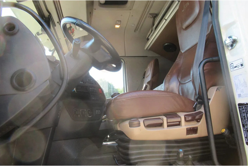 DAF XF 510 Fat 6x4 Euro 6 - Kamion sa hidrauličnom kukom: slika 4 DAF XF 510 Fat 6x4 Euro 6 - Kamion sa hidrauličnom kukom: slika 4