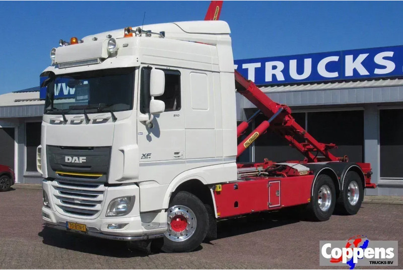 DAF XF 510 Fat 6x4 Euro 6 - Kamion sa hidrauličnom kukom: slika 1 DAF XF 510 Fat 6x4 Euro 6 - Kamion sa hidrauličnom kukom: slika 1