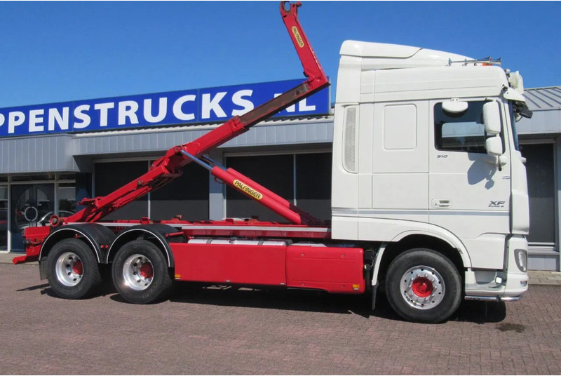 DAF XF 510 Fat 6x4 Euro 6 - Kamion sa hidrauličnom kukom: slika 2 DAF XF 510 Fat 6x4 Euro 6 - Kamion sa hidrauličnom kukom: slika 2