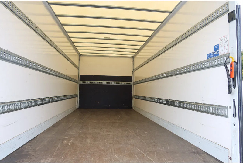 Iveco 72 C 180 bak + Dhollandia klep 1000 KG 3.0 L motor - Kamion sa zatvorenim sandukom: slika 4 Iveco 72 C 180 bak + Dhollandia klep 1000 KG 3.0 L motor - Kamion sa zatvorenim sandukom: slika 4