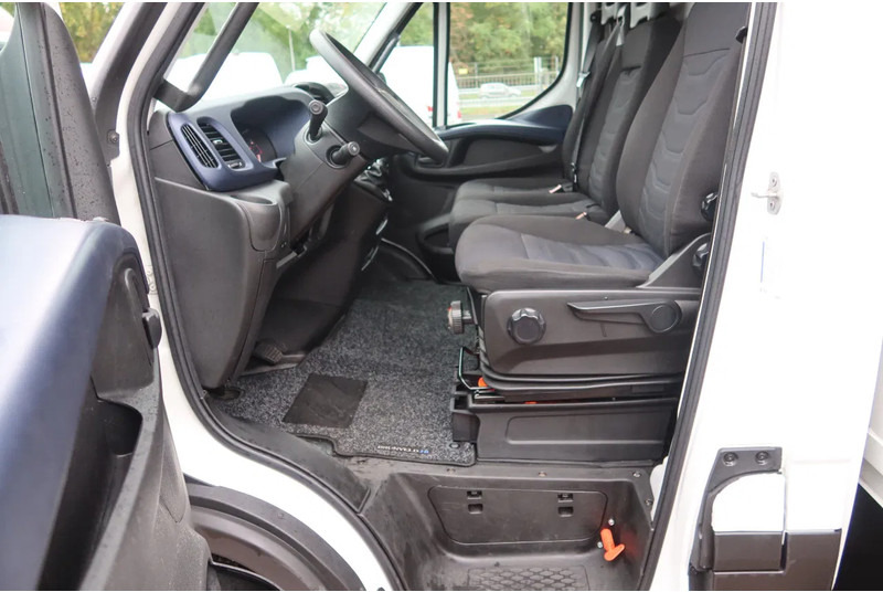 Iveco 72 C 180 bak + Dhollandia klep 1000 KG 3.0 L motor - Kamion sa zatvorenim sandukom: slika 5 Iveco 72 C 180 bak + Dhollandia klep 1000 KG 3.0 L motor - Kamion sa zatvorenim sandukom: slika 5