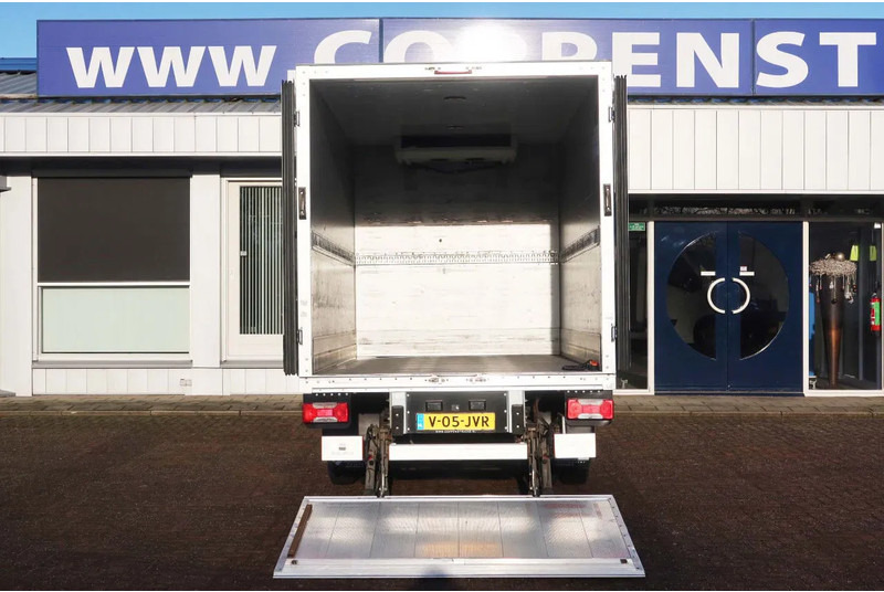 Iveco Daily 35C16 Carrier Xarios 350 Koel+Vries+verwarmen + stekker 220 volt, Dhollandia 750 kg klep - Dostavno vozilo hladnjača: slika 3 Iveco Daily 35C16 Carrier Xarios 350 Koel+Vries+verwarmen + stekker 220 volt, Dhollandia 750 kg klep - Dostavno vozilo hladnjača: slika 3