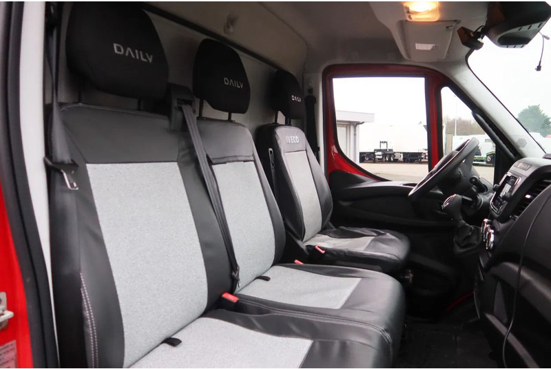 Iveco Daily 70 Daily 70 C 21 Hi-Matic Meat Hooks! Vlees Hangwerk! - Hladnjača: slika 5 Iveco Daily 70 Daily 70 C 21 Hi-Matic Meat Hooks! Vlees Hangwerk! - Hladnjača: slika 5