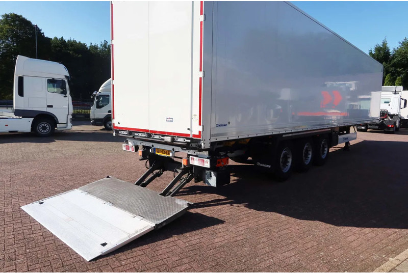 Krone SD Gesloten trailer + Dhollandia klep 2500 KG - Poluprikolica sa zatvorenim sandukom: slika 2 Krone SD Gesloten trailer + Dhollandia klep 2500 KG - Poluprikolica sa zatvorenim sandukom: slika 2