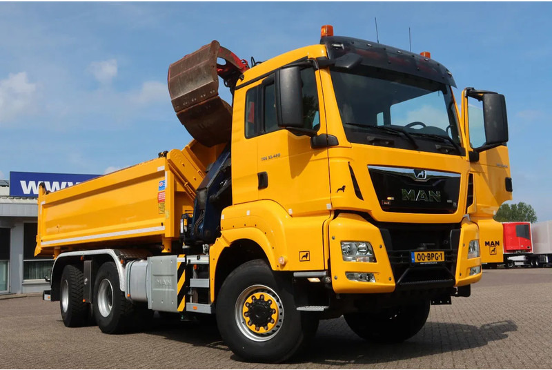 MAN TGS 33.420 2 Zijdige kipper + Kraan 6x6 Stuur as - Istovarivač, Kamion sa dizalicom: slika 2 MAN TGS 33.420 2 Zijdige kipper + Kraan 6x6 Stuur as - Istovarivač, Kamion sa dizalicom: slika 2