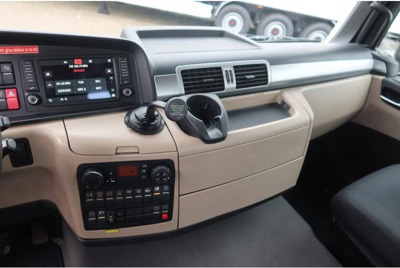 MAN TGS 35.360 Oprijwagen + HIAB 228 E3 Kraan 8x2 - Kamion za prevoz automobila: slika 5 MAN TGS 35.360 Oprijwagen + HIAB 228 E3 Kraan 8x2 - Kamion za prevoz automobila: slika 5