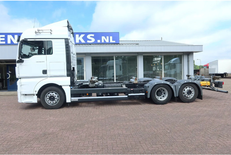 MAN TGX 26.470 Wisselbare Opbouw / Chassis - Kamion sa golom šasijom i zatvorenom kabinom: slika 2 MAN TGX 26.470 Wisselbare Opbouw / Chassis - Kamion sa golom šasijom i zatvorenom kabinom: slika 2