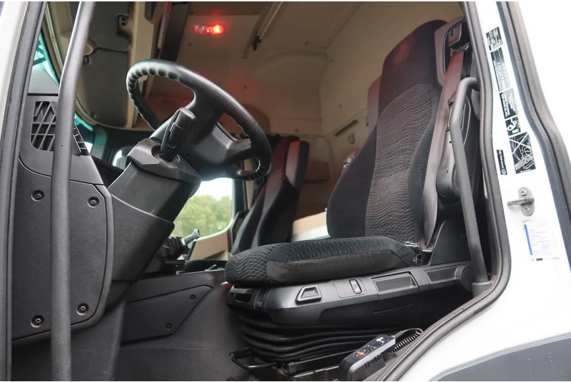 Mercedes-Benz Actros 1924 L Bak + Dhollandia klep 2000 KG + extra accu set. - Kamion sa zatvorenim sandukom: slika 5 Mercedes-Benz Actros 1924 L Bak + Dhollandia klep 2000 KG + extra accu set. - Kamion sa zatvorenim sandukom: slika 5