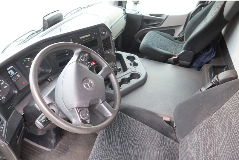 Mercedes-Benz Antos 1924 LL Bakwagen + laadklep 2500 kg - Kamion sa zatvorenim sandukom: slika 5 Mercedes-Benz Antos 1924 LL Bakwagen + laadklep 2500 kg - Kamion sa zatvorenim sandukom: slika 5