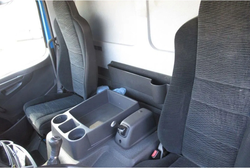 Mercedes-Benz Atego 1318L Euro 6 - Kamion sa ceradom: slika 5 Mercedes-Benz Atego 1318L Euro 6 - Kamion sa ceradom: slika 5