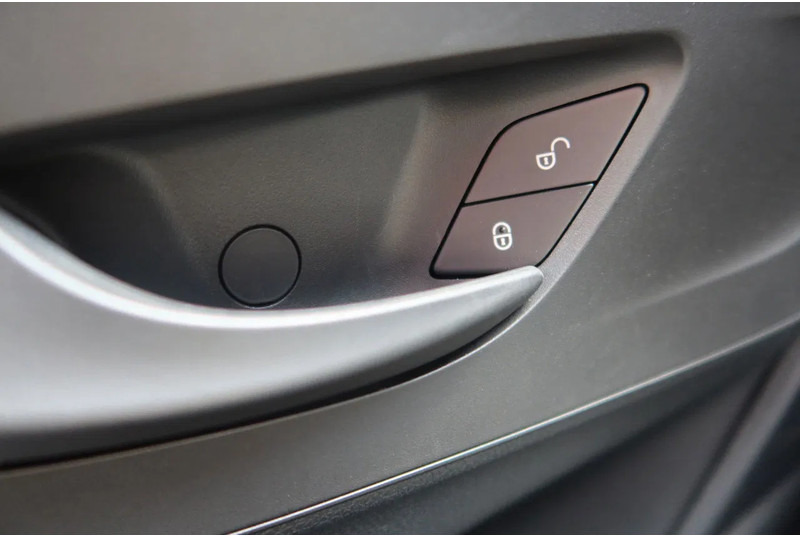 Dostavno vozilo hladnjača Mercedes-Benz Sprinter 317 CDI Koelwagen L3/H2 NIEUW: slika 10