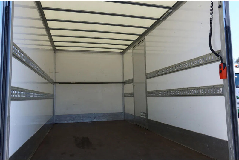Mercedes-Benz Sprinter 515 CDI - Dostavno vozilo sa zatvorenim sandukom: slika 4 Mercedes-Benz Sprinter 515 CDI - Dostavno vozilo sa zatvorenim sandukom: slika 4
