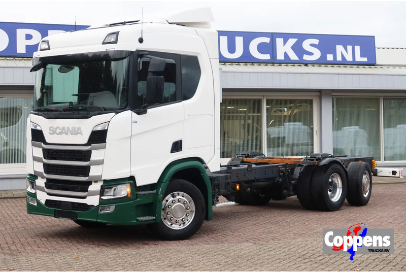Scania R500 NGS 6x2 Chassis, Stuur lift as - Kamion sa golom šasijom i zatvorenom kabinom: slika 1 Scania R500 NGS 6x2 Chassis, Stuur lift as - Kamion sa golom šasijom i zatvorenom kabinom: slika 1