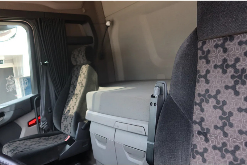 Scania R500 NGS R 500 6x2 Chassis, Stuur liftr as 6x2 - Kamion sa golom šasijom i zatvorenom kabinom: slika 5 Scania R500 NGS R 500 6x2 Chassis, Stuur liftr as 6x2 - Kamion sa golom šasijom i zatvorenom kabinom: slika 5