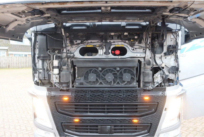 Volvo FH 540 XL Full air, Dual clutch, dynamic steering. - Tegljač: slika 3 Volvo FH 540 XL Full air, Dual clutch, dynamic steering. - Tegljač: slika 3