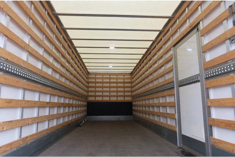 Volvo FL 250 Bakwagen + Dhollandia 1500 kg - Kamion sa zatvorenim sandukom: slika 4 Volvo FL 250 Bakwagen + Dhollandia 1500 kg - Kamion sa zatvorenim sandukom: slika 4