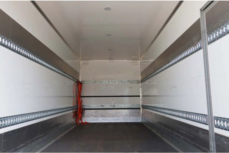 Volvo FL 250 FL 250 Bakwagen + Klep 2.000 kg Euro 6 - Kamion sa zatvorenim sandukom: slika 4 Volvo FL 250 FL 250 Bakwagen + Klep 2.000 kg Euro 6 - Kamion sa zatvorenim sandukom: slika 4