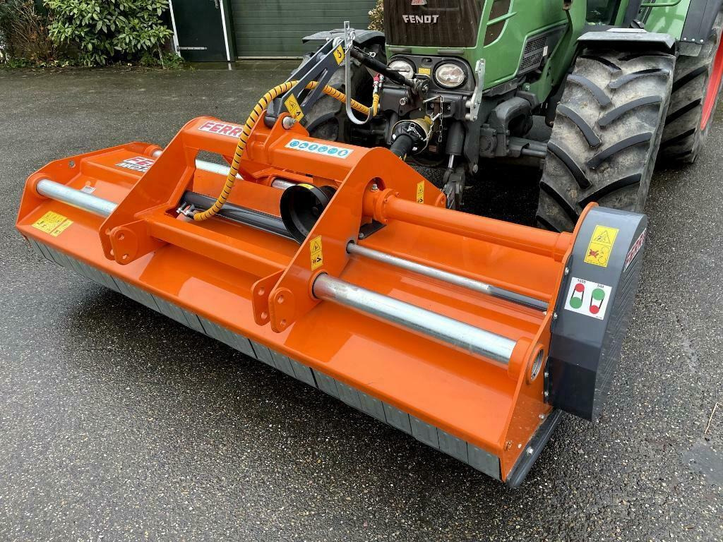 Ferri MKD2800 front klepelmaaier hamerklepels - Tarup: slika 1 Ferri MKD2800 front klepelmaaier hamerklepels - Tarup: slika 1