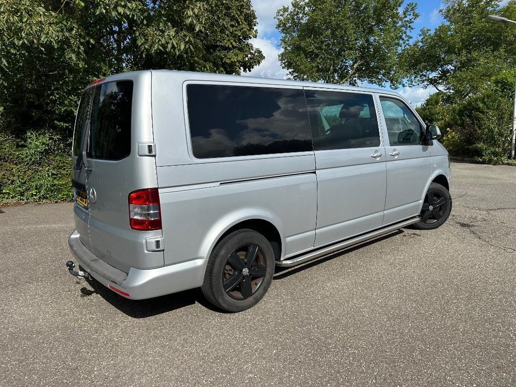 Volkswagen Transporter L2H1 VW T5 dubbele cabine automaat - Dostavno vozilo sa duplom kabinom: slika 2 Volkswagen Transporter L2H1 VW T5 dubbele cabine automaat - Dostavno vozilo sa duplom kabinom: slika 2