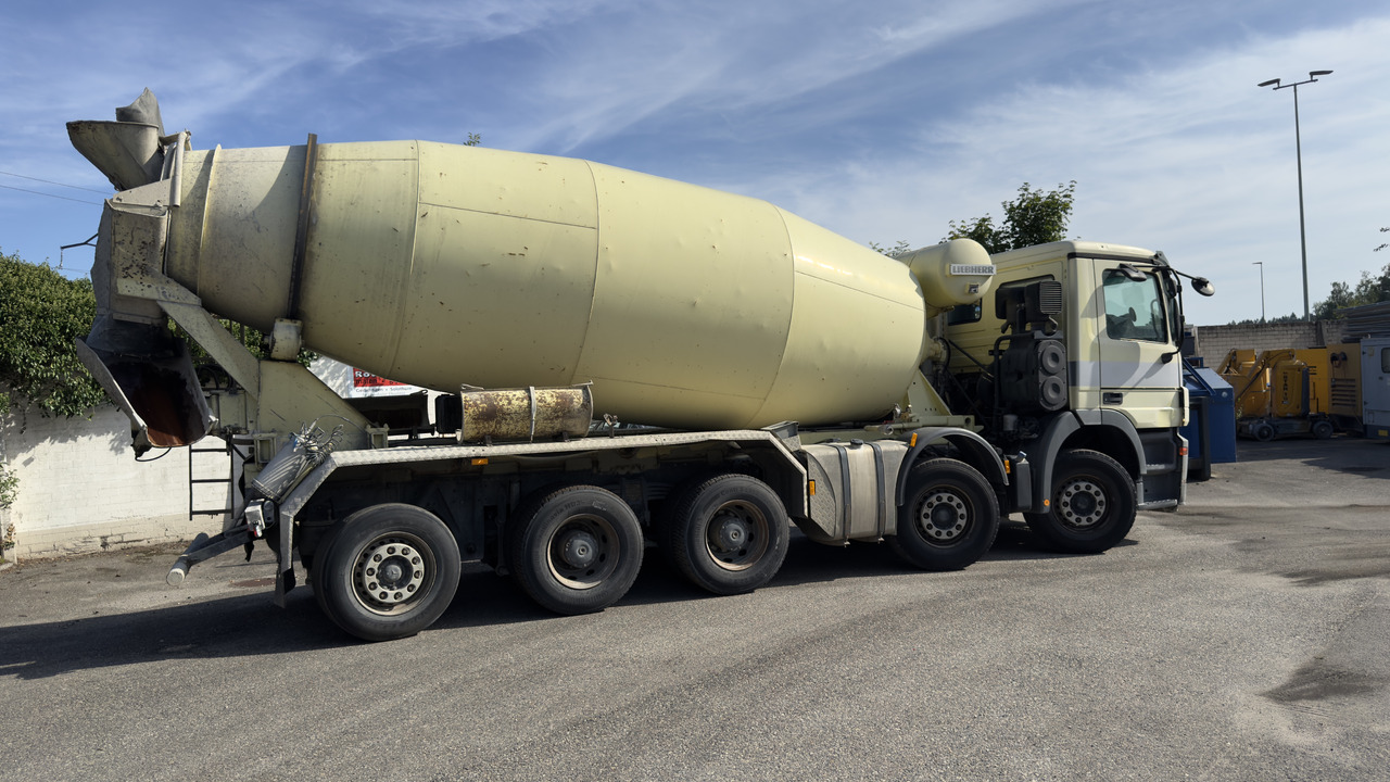 MERCEDES-BENZ Actros 4448 MP2 - Mešalica za beton: slika 3 MERCEDES-BENZ Actros 4448 MP2 - Mešalica za beton: slika 3