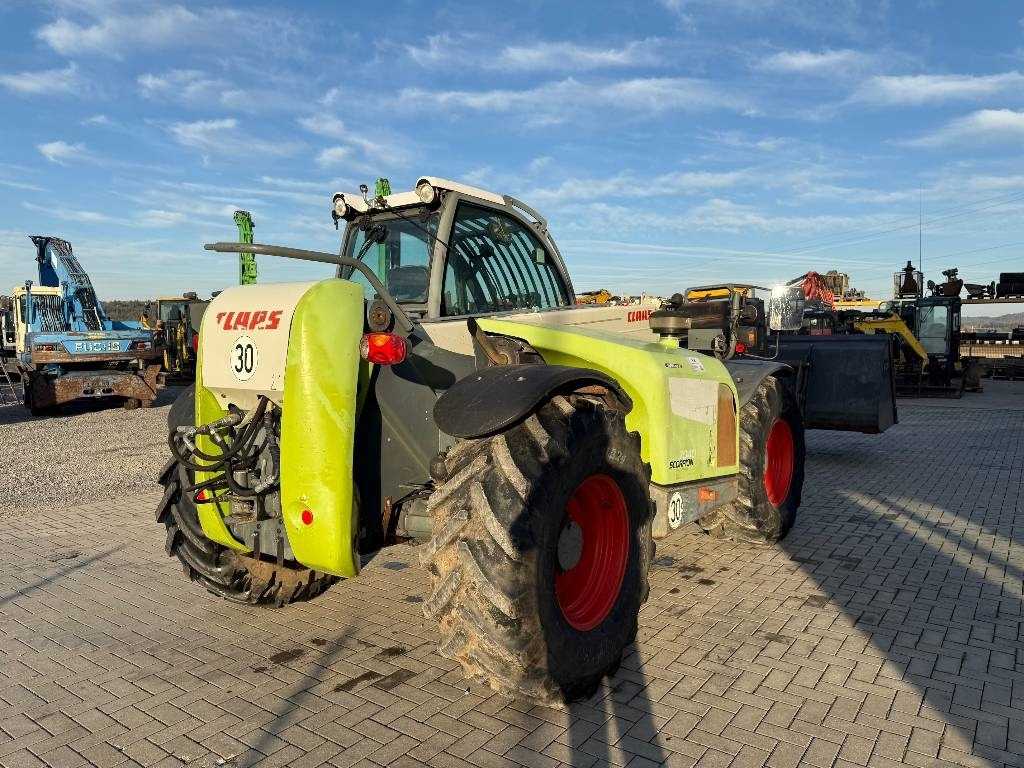 Claas 7040 - Teleskopski upravljač: slika 5 Claas 7040 - Teleskopski upravljač: slika 5