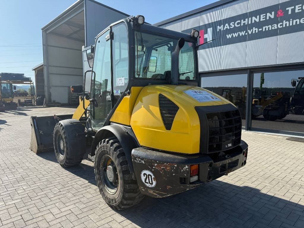 Komatsu WA 70-6 - Utovarivač točkaš: slika 3 Komatsu WA 70-6 - Utovarivač točkaš: slika 3