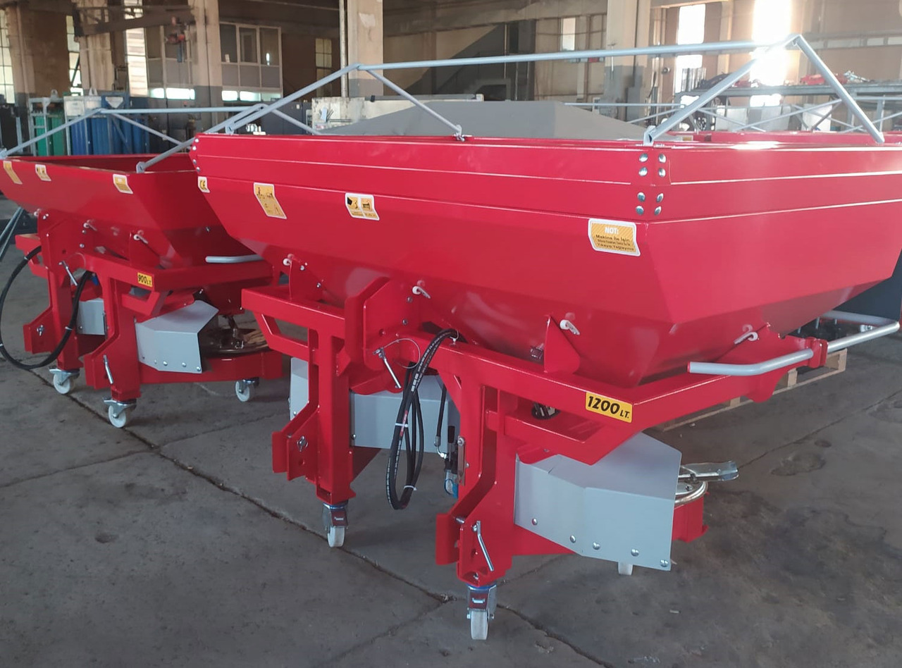 SOIL MASTER _MOUNTED TYPE FERTILIZER SPREADER - Rasipač veštačkog đubriva: slika 3 SOIL MASTER _MOUNTED TYPE FERTILIZER SPREADER - Rasipač veštačkog đubriva: slika 3