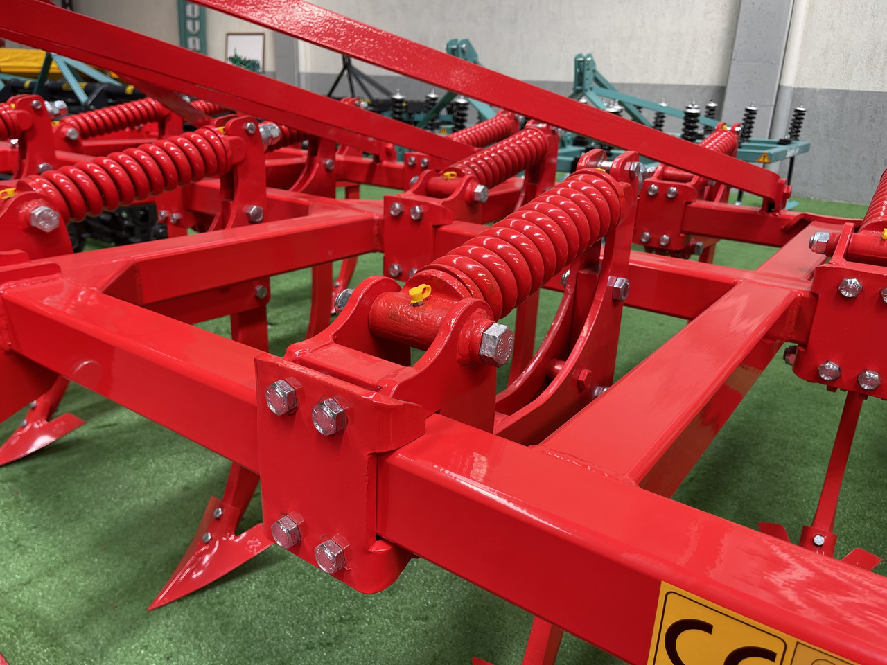 SOIL MASTER _SPRING LOADED CHISEL PLOUGH - Plug: slika 5 SOIL MASTER _SPRING LOADED CHISEL PLOUGH - Plug: slika 5