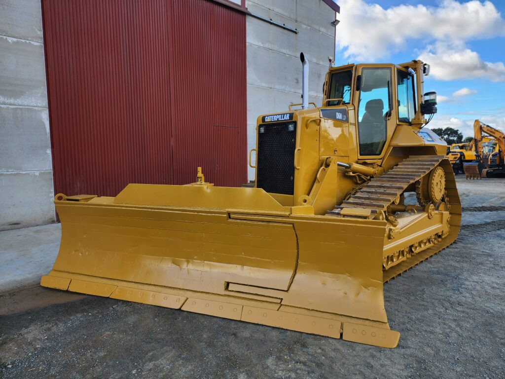 CAT D6N LGP - Buldožer: slika 2 CAT D6N LGP - Buldožer: slika 2