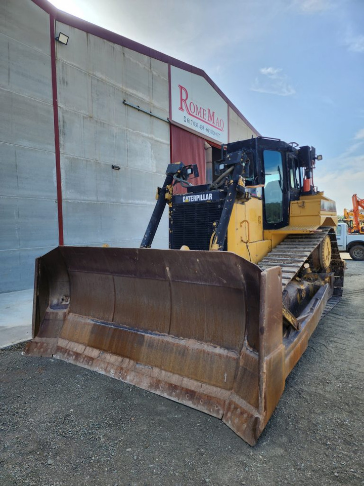 CAT D6R SERIE II - Buldožer: slika 2 CAT D6R SERIE II - Buldožer: slika 2