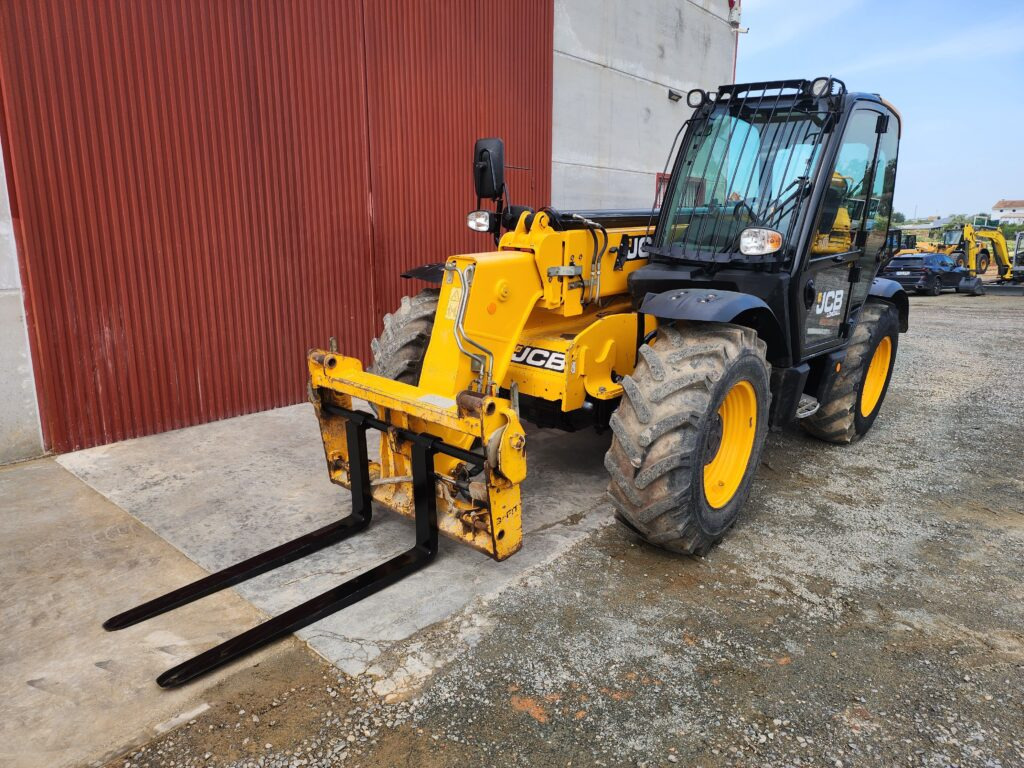 JCB 535-95 - Teleskopski upravljač: slika 2 JCB 535-95 - Teleskopski upravljač: slika 2