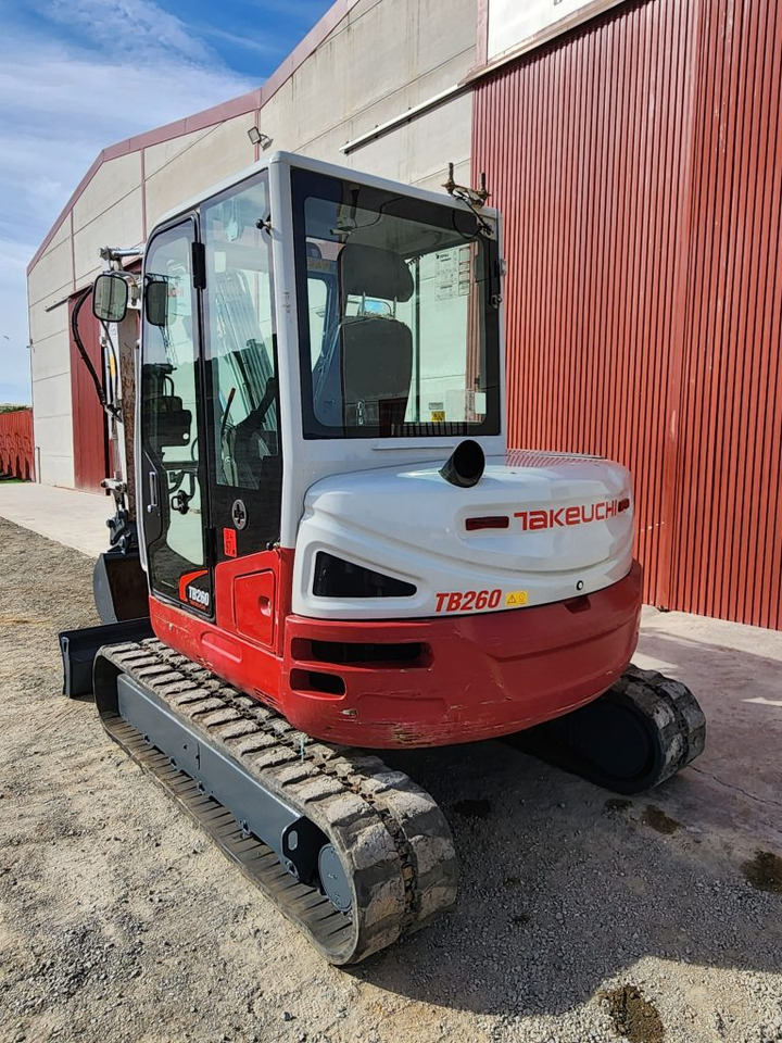 TAKEUCHI TB260 - Mini bager: slika 2 TAKEUCHI TB260 - Mini bager: slika 2